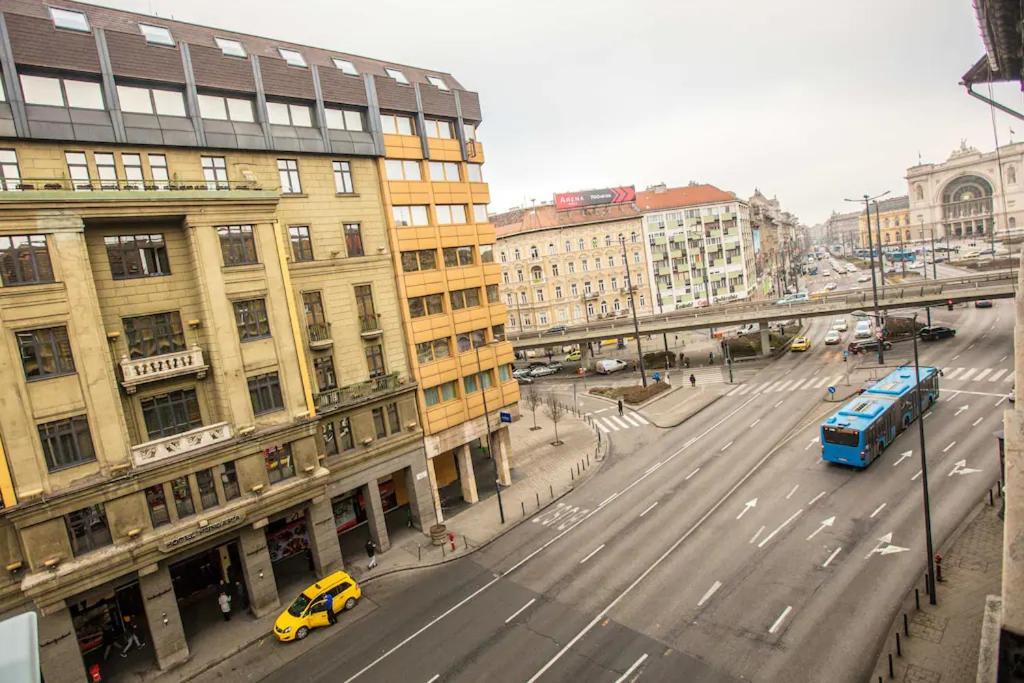בודפשט Keleti Apartment City Center Big Flat Bedroom Private Use מראה חיצוני תמונה