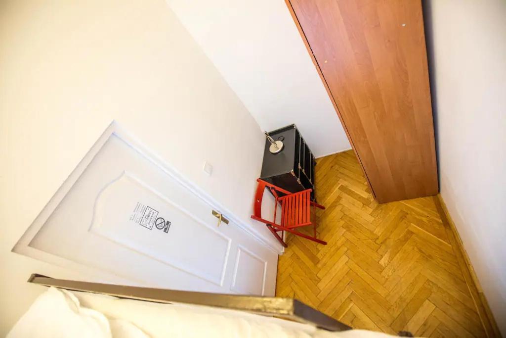 בודפשט Keleti Apartment City Center Big Flat Bedroom Private Use מראה חיצוני תמונה