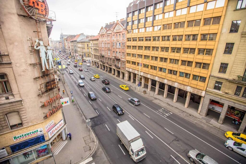 בודפשט Keleti Apartment City Center Big Flat Bedroom Private Use מראה חיצוני תמונה